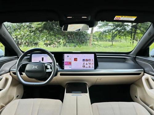 傻子买国产车搞笑视频,傻子买车的疯狂日常