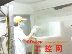 国产喷釉机器人视频,高效智能，引领陶瓷行业革新之旅