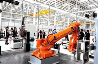 国产喷釉机器人视频,高效智能，引领陶瓷行业革新之旅