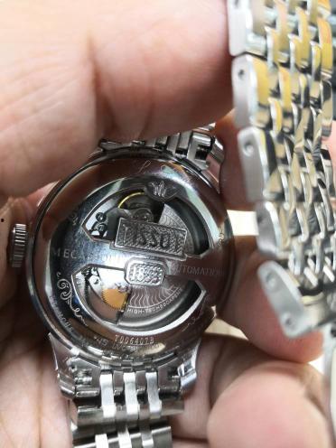 力洛克换国产机芯视频,见证国产机械表的崛起之路 第2张 力洛克换国产机芯视频,见证国产机械表的崛起之路 第2张